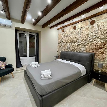 Tommy'S Rooms Palermo Bagian luar foto